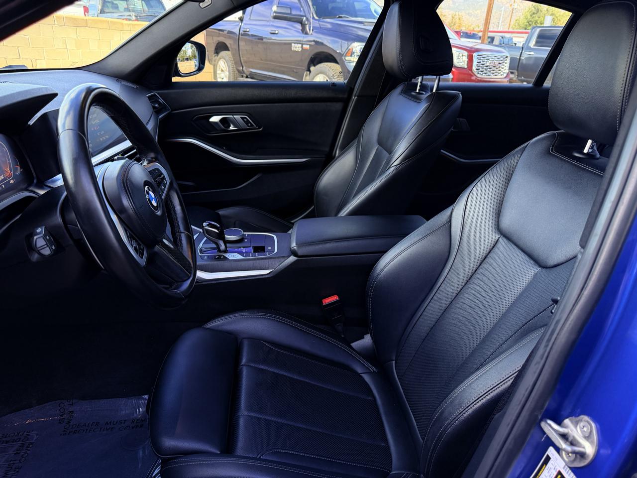 BMW 330i photo 15