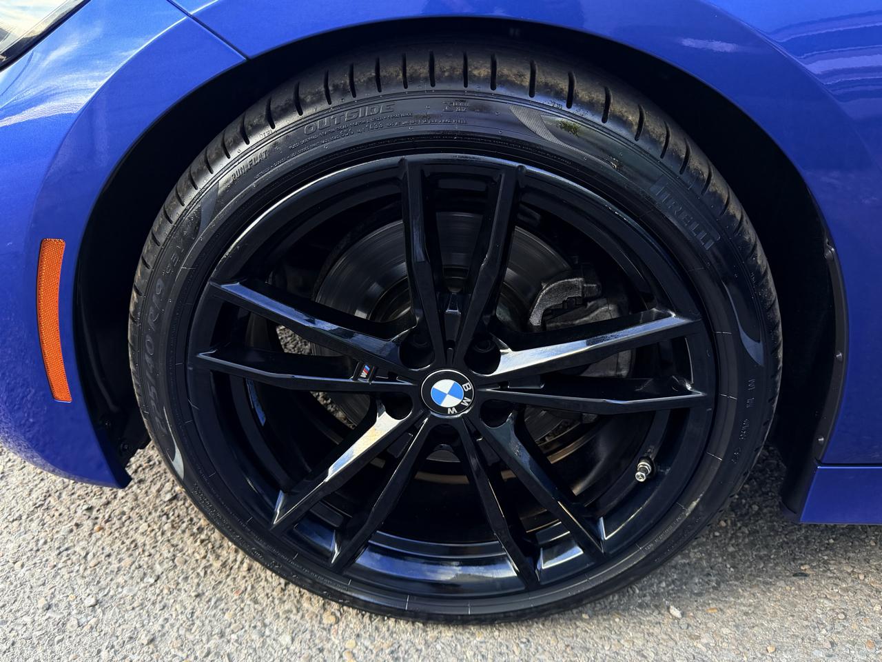 BMW 330i photo 37