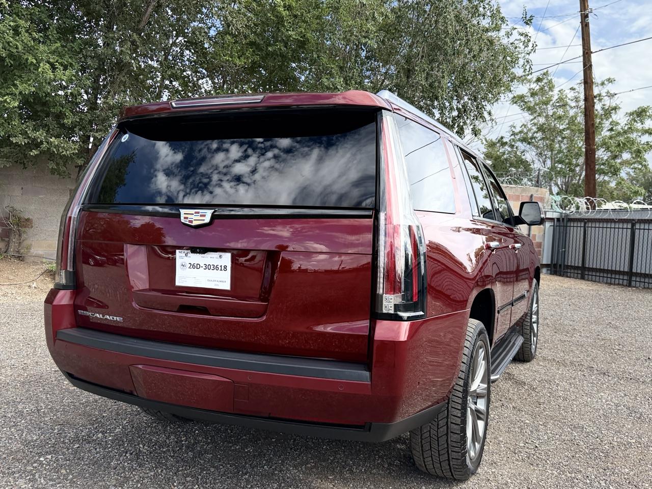 Cadillac Escalade photo 7