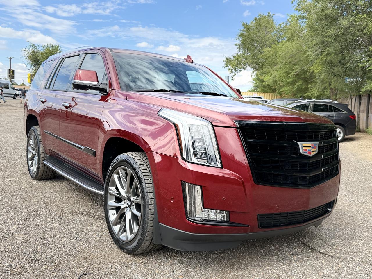 Cadillac Escalade photo 11