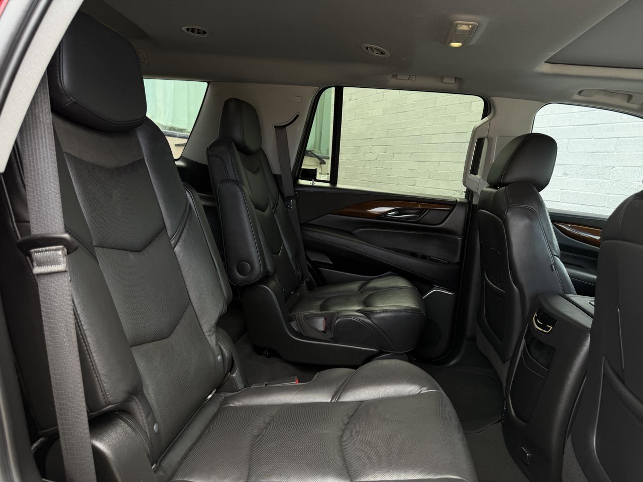 Cadillac Escalade photo 22