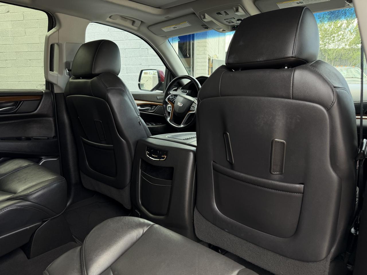 Cadillac Escalade photo 23