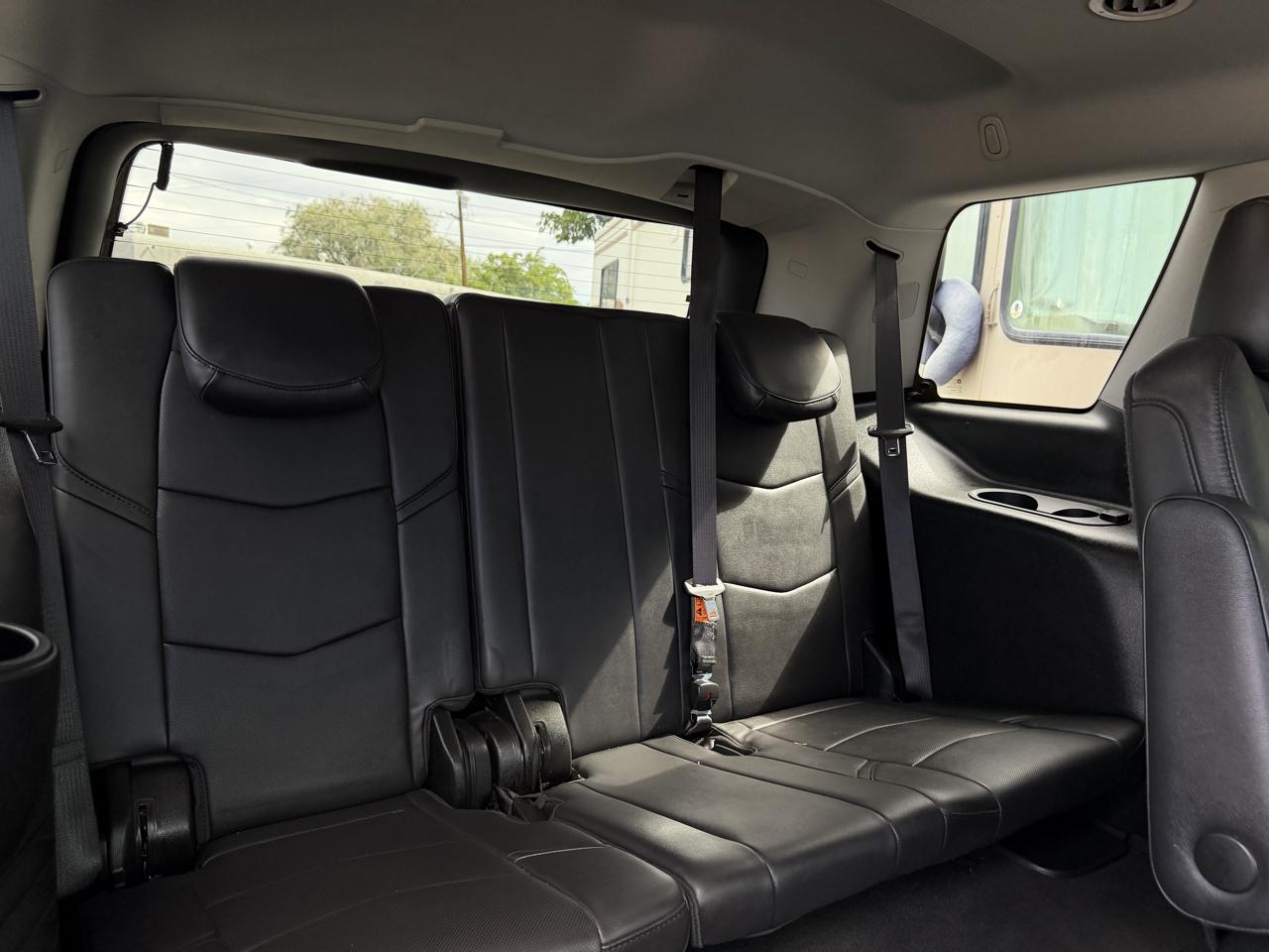 Cadillac Escalade photo 24