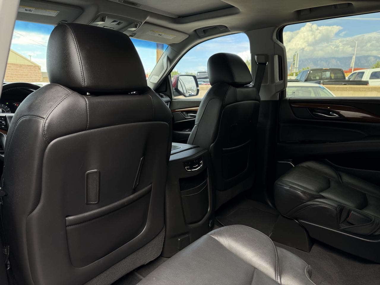 Cadillac Escalade photo 28