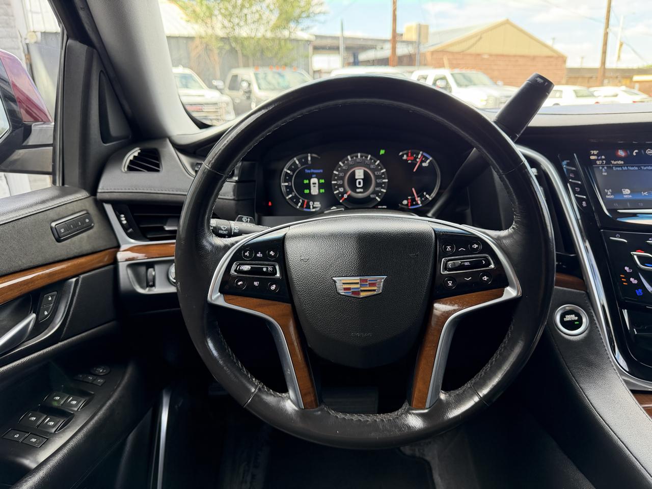 Cadillac Escalade photo 30