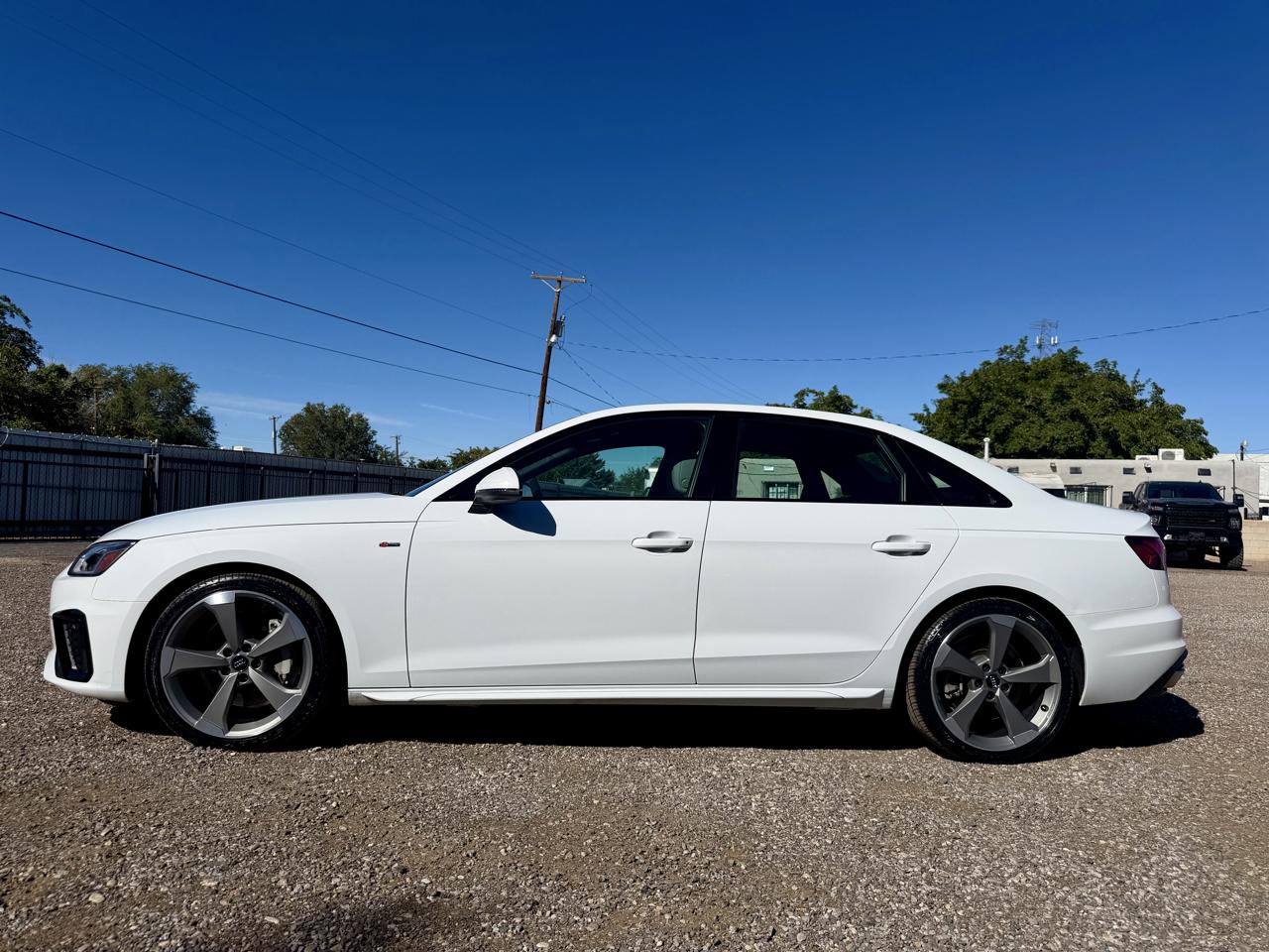 Audi A4 photo 3