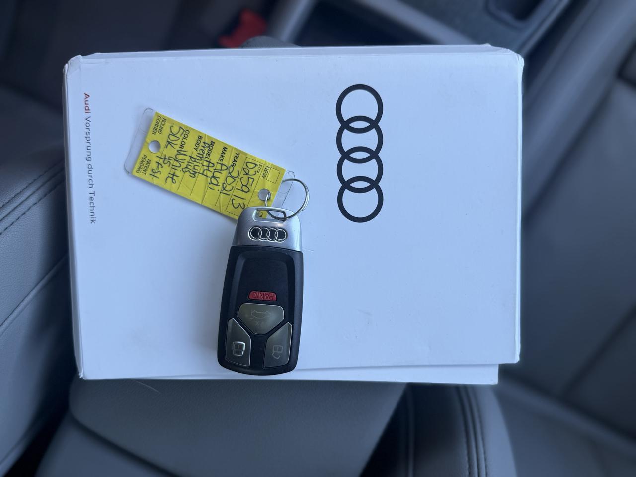 Audi A4 photo 30