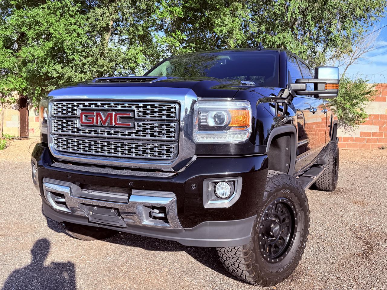 GMC Sierra 2500HD 4WD Crew Cab 153.7" Denali 2019