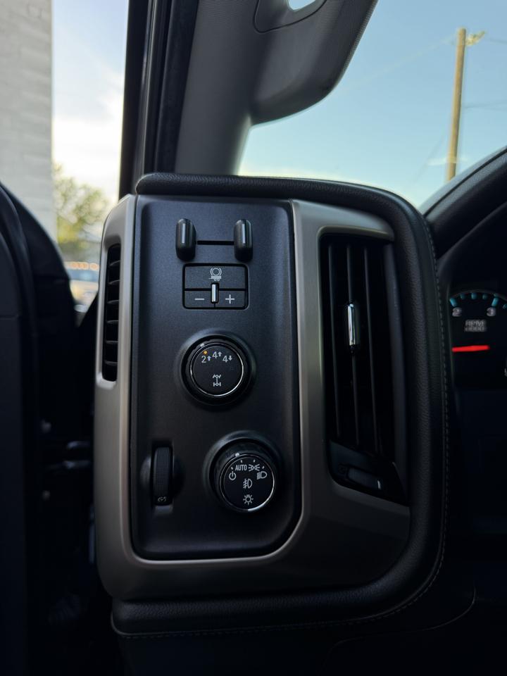 GMC Sierra 2500HD 4WD Crew Cab 153.7" Denali 2019
