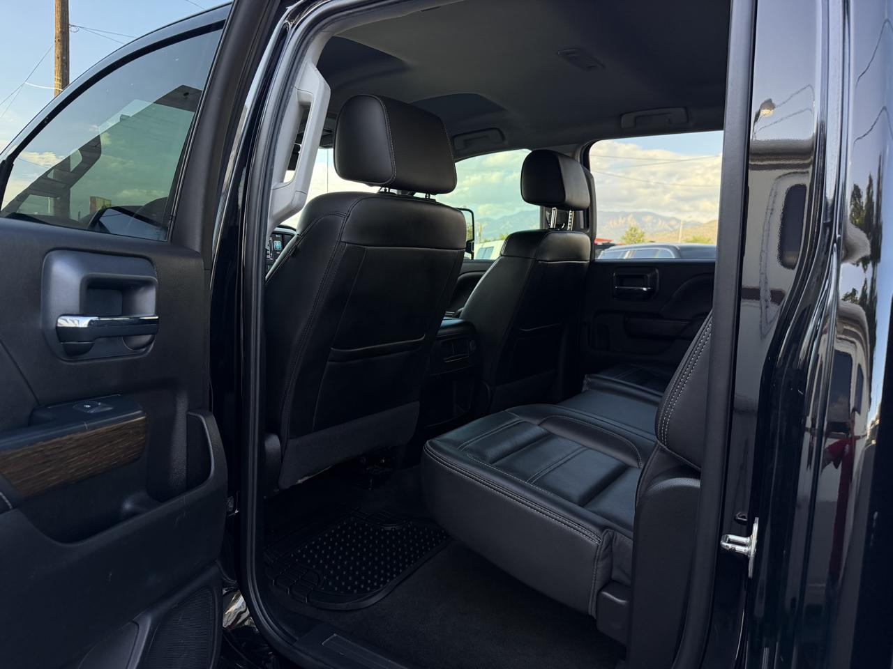 GMC Sierra 2500HD 4WD Crew Cab 153.7" Denali 2019