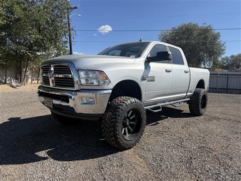 2015 RAM 2500 4WD Crew Cab 149" Big Horn