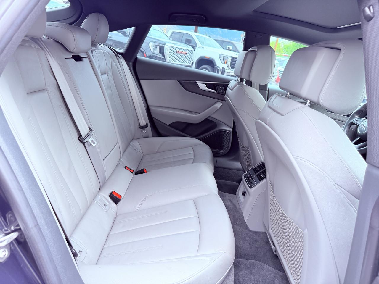 Audi A5 photo 19