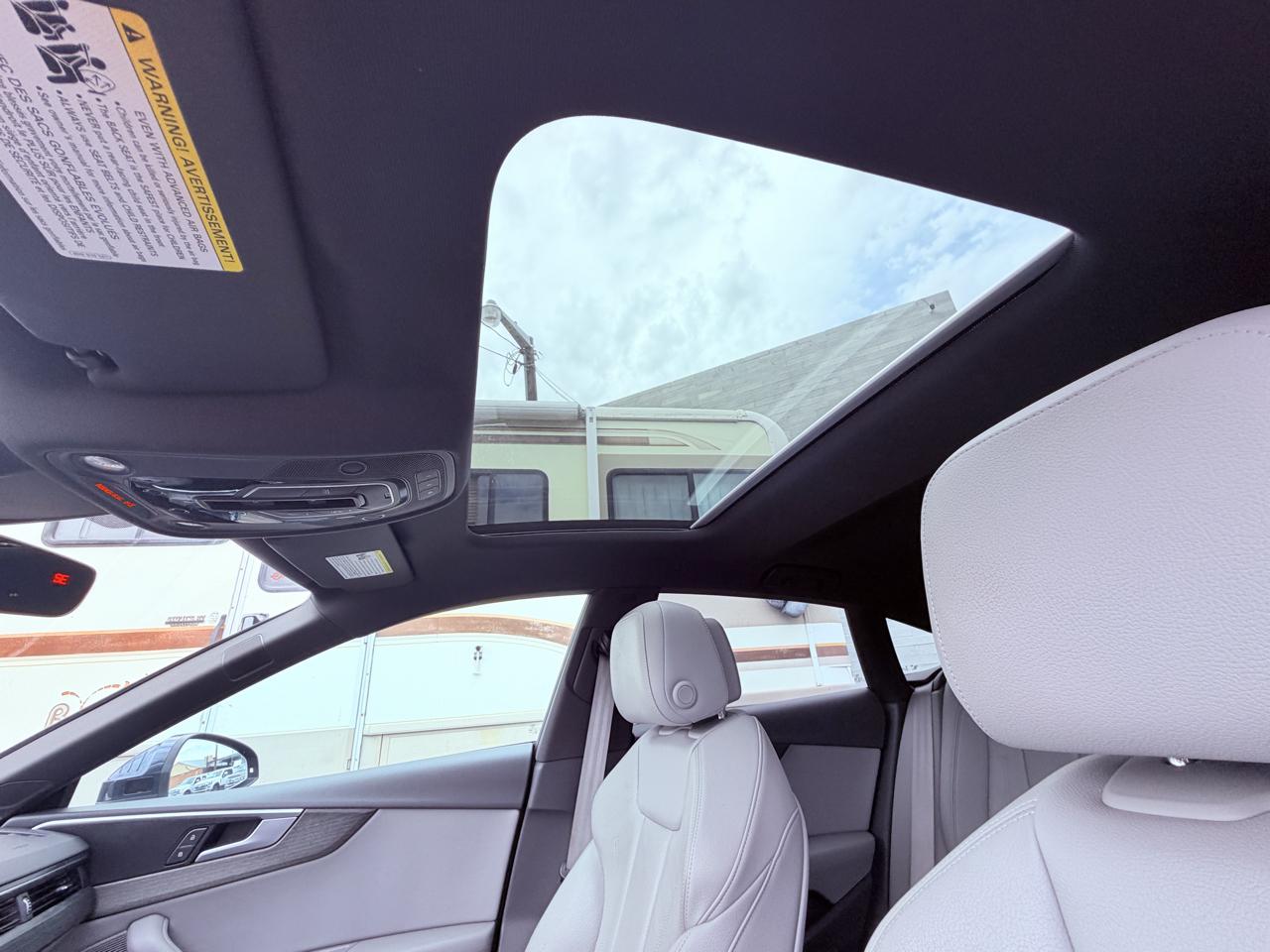 Audi A5 photo 31
