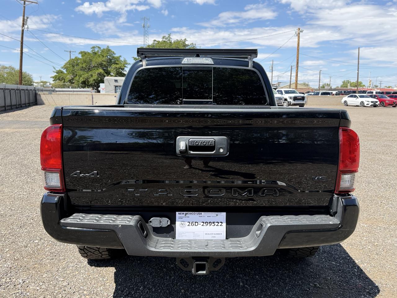 Toyota Tacoma 4WD SR5 Double Cab 5' Bed AT (Natl) 2023