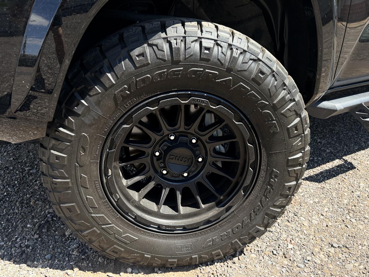 Toyota Tacoma 4WD SR5 Double Cab 5' Bed AT (Natl) 2023