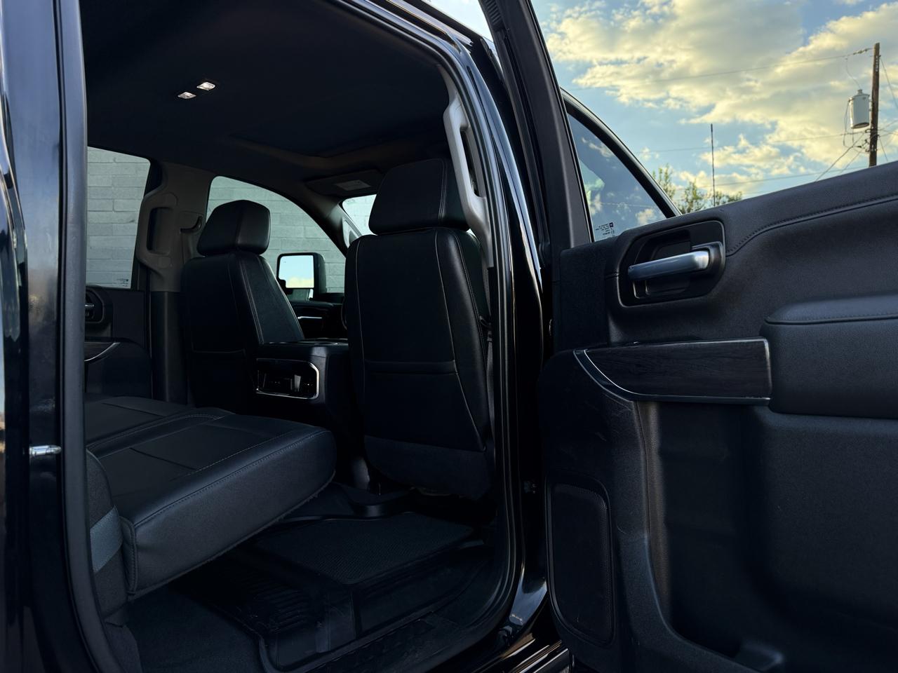 Chevrolet Silverado HD photo 23