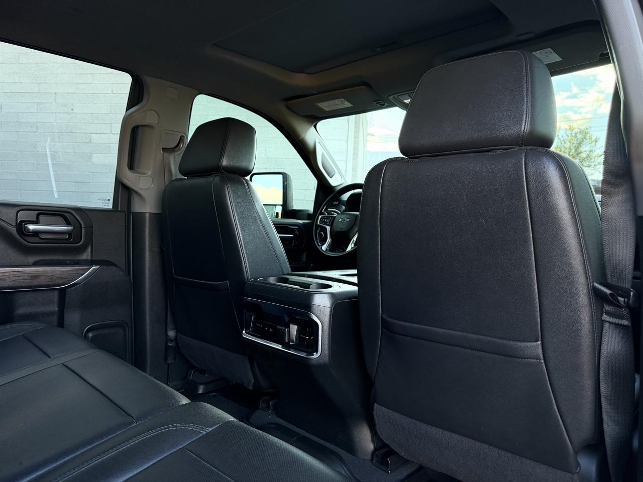 Chevrolet Silverado HD photo 25