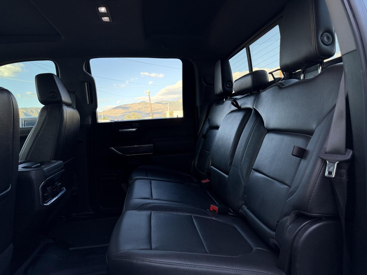Chevrolet Silverado HD photo 27