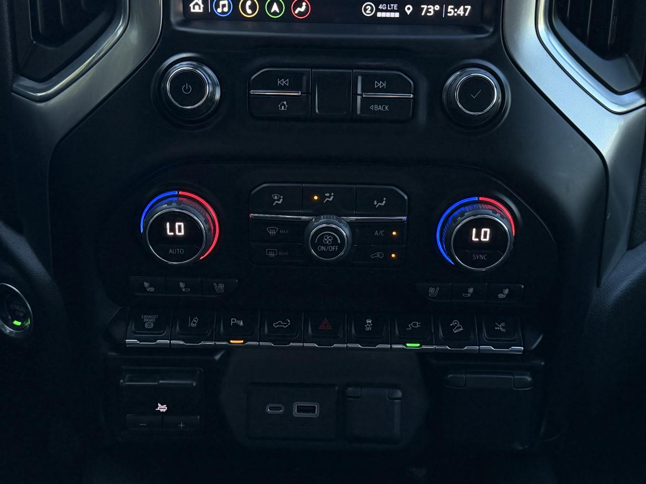 Chevrolet Silverado HD photo 32