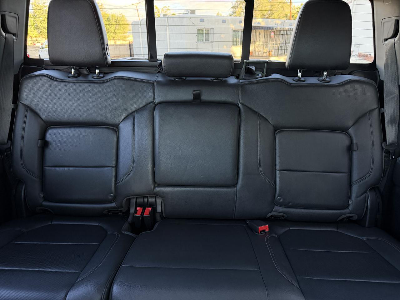 Chevrolet Silverado HD photo 34