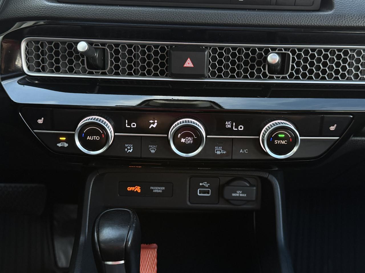 Honda Civic photo 24