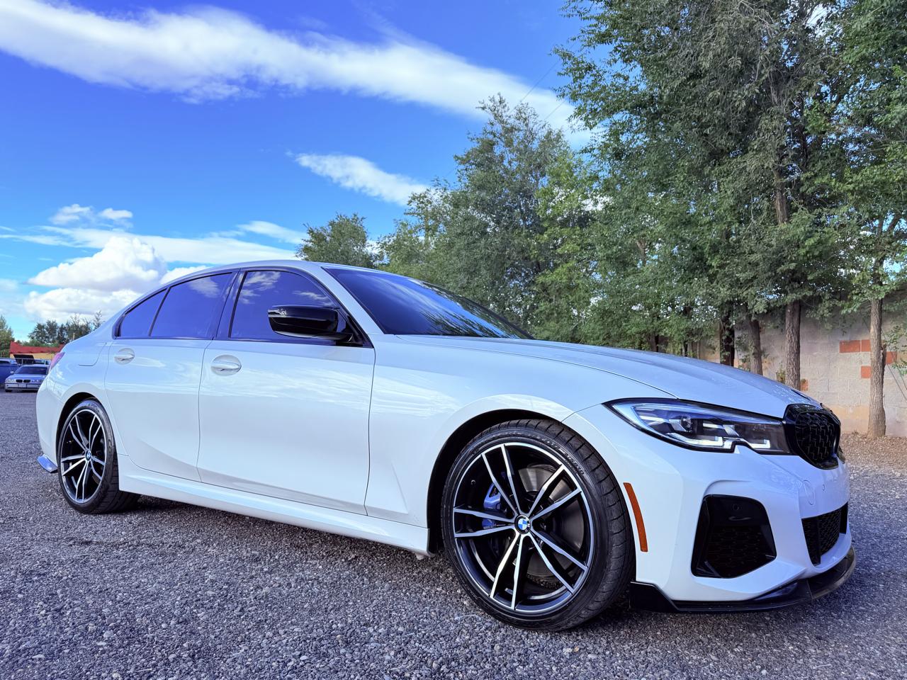 BMW M340i photo 9