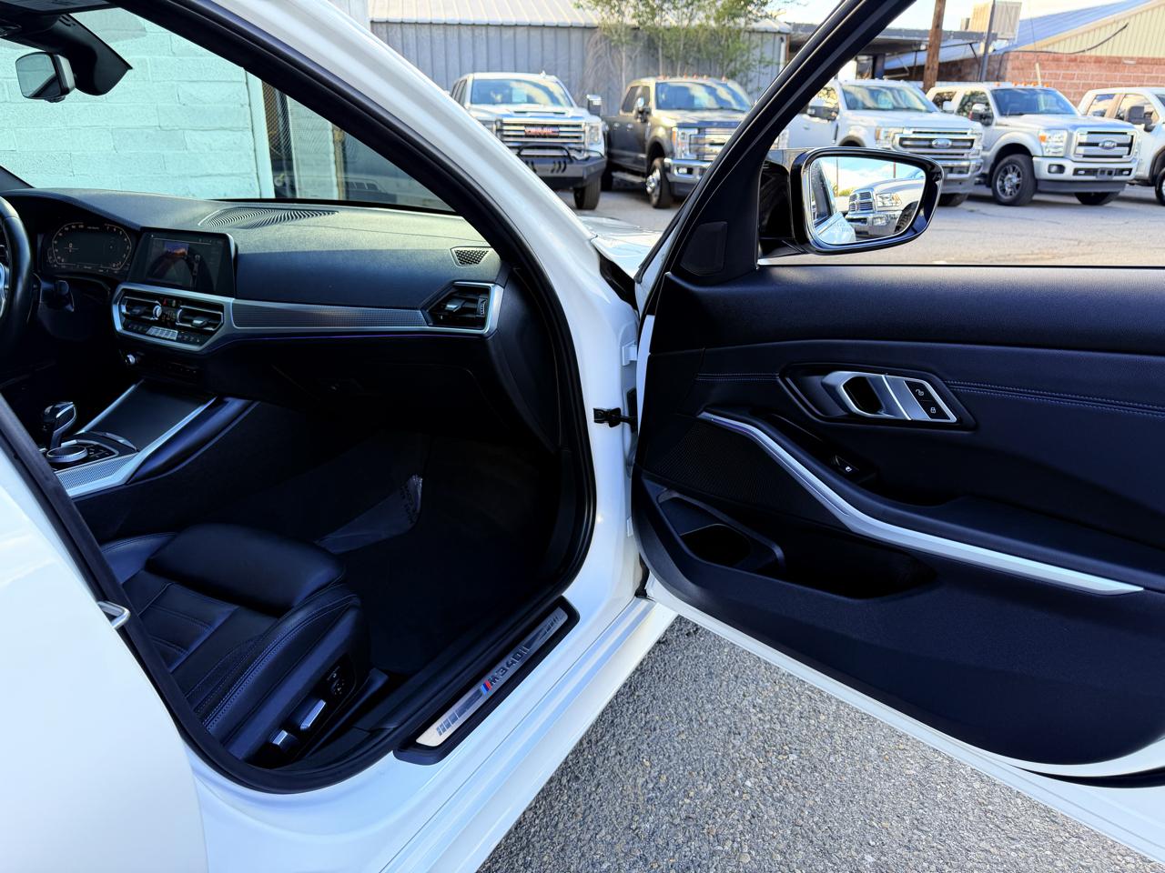BMW M340i photo 15