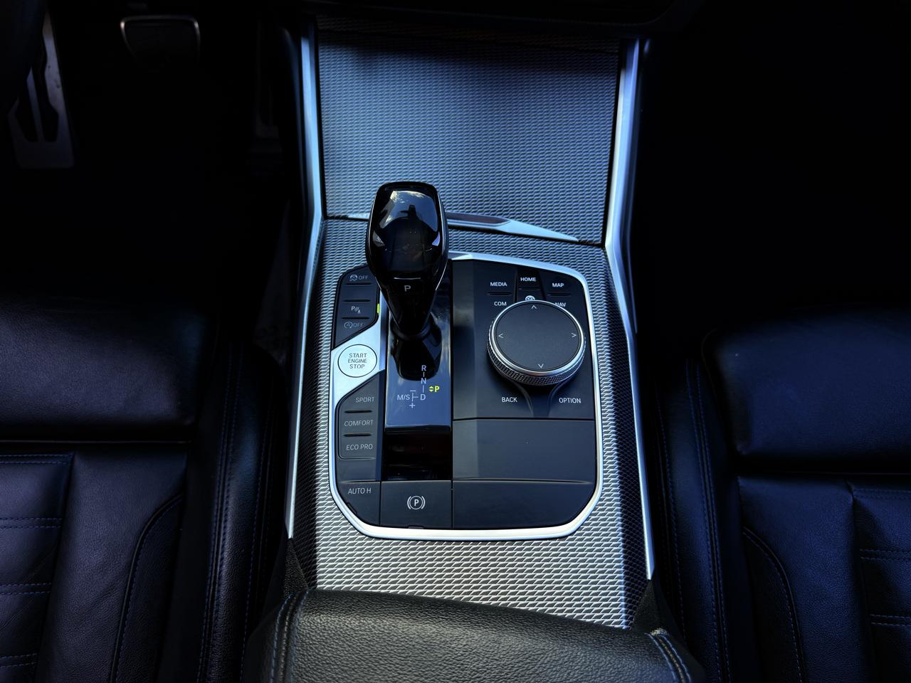 BMW M340i photo 29