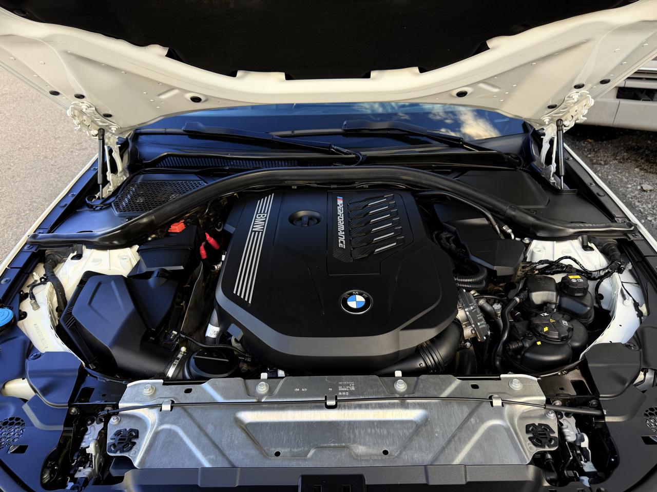 BMW M340i photo 32