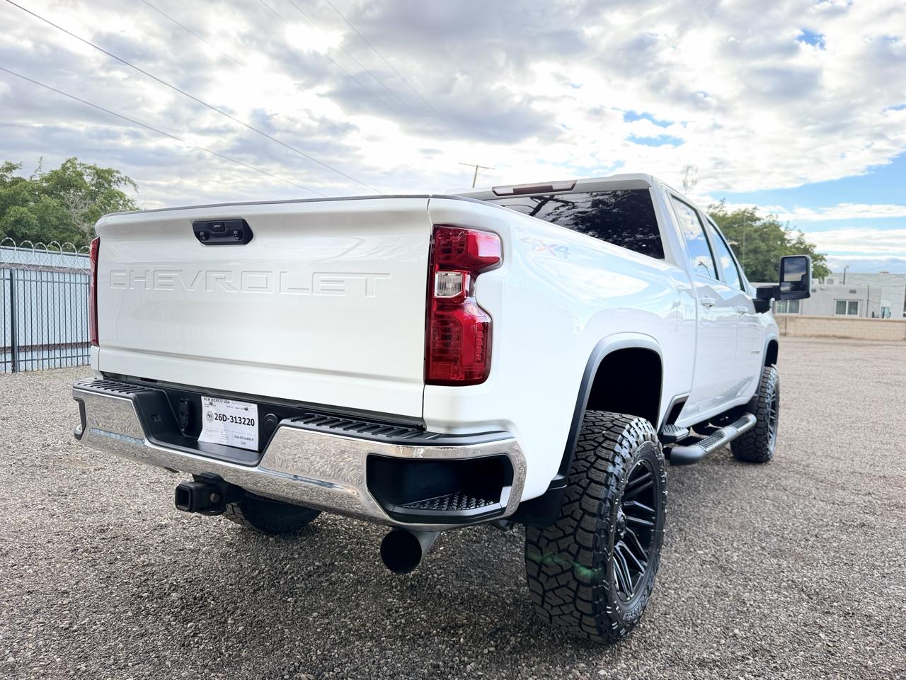Chevrolet Silverado HD photo 7