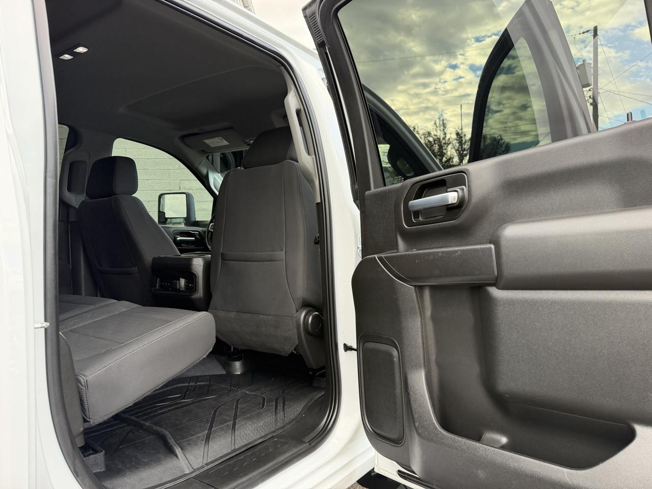 Chevrolet Silverado HD photo 18
