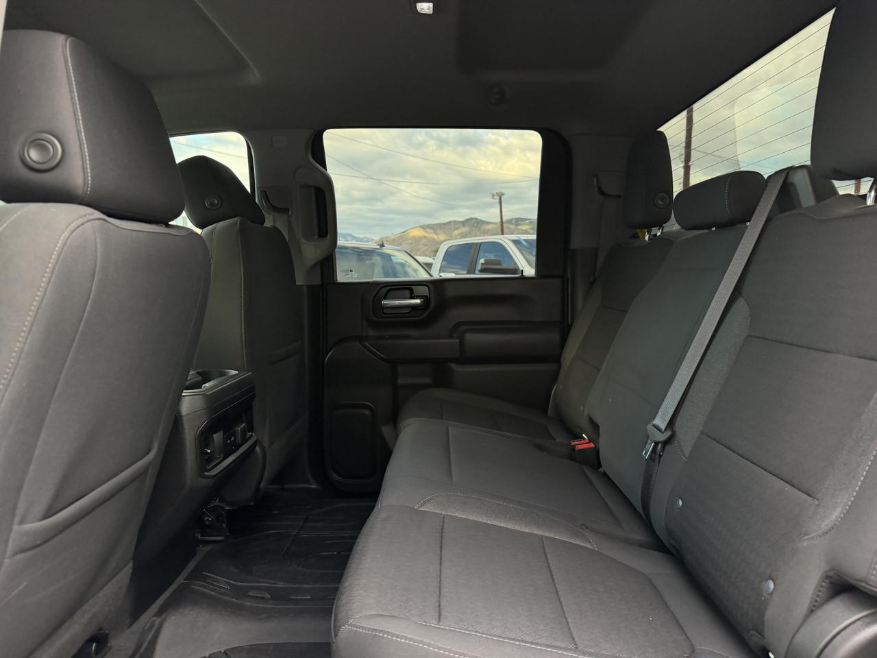 Chevrolet Silverado HD photo 21