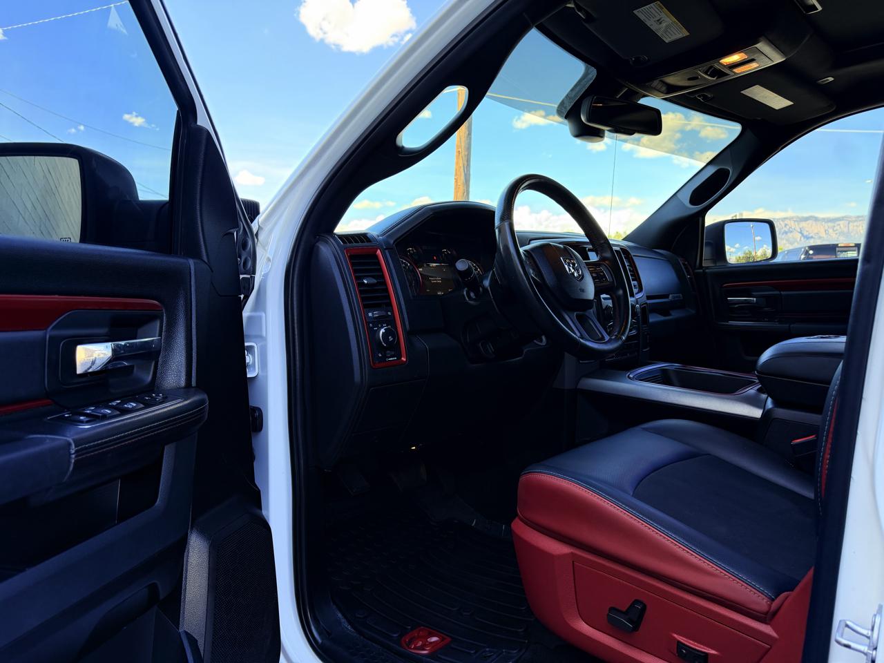 RAM 1500 Rebel 4x4 Crew Cab 5'7" Box 2017