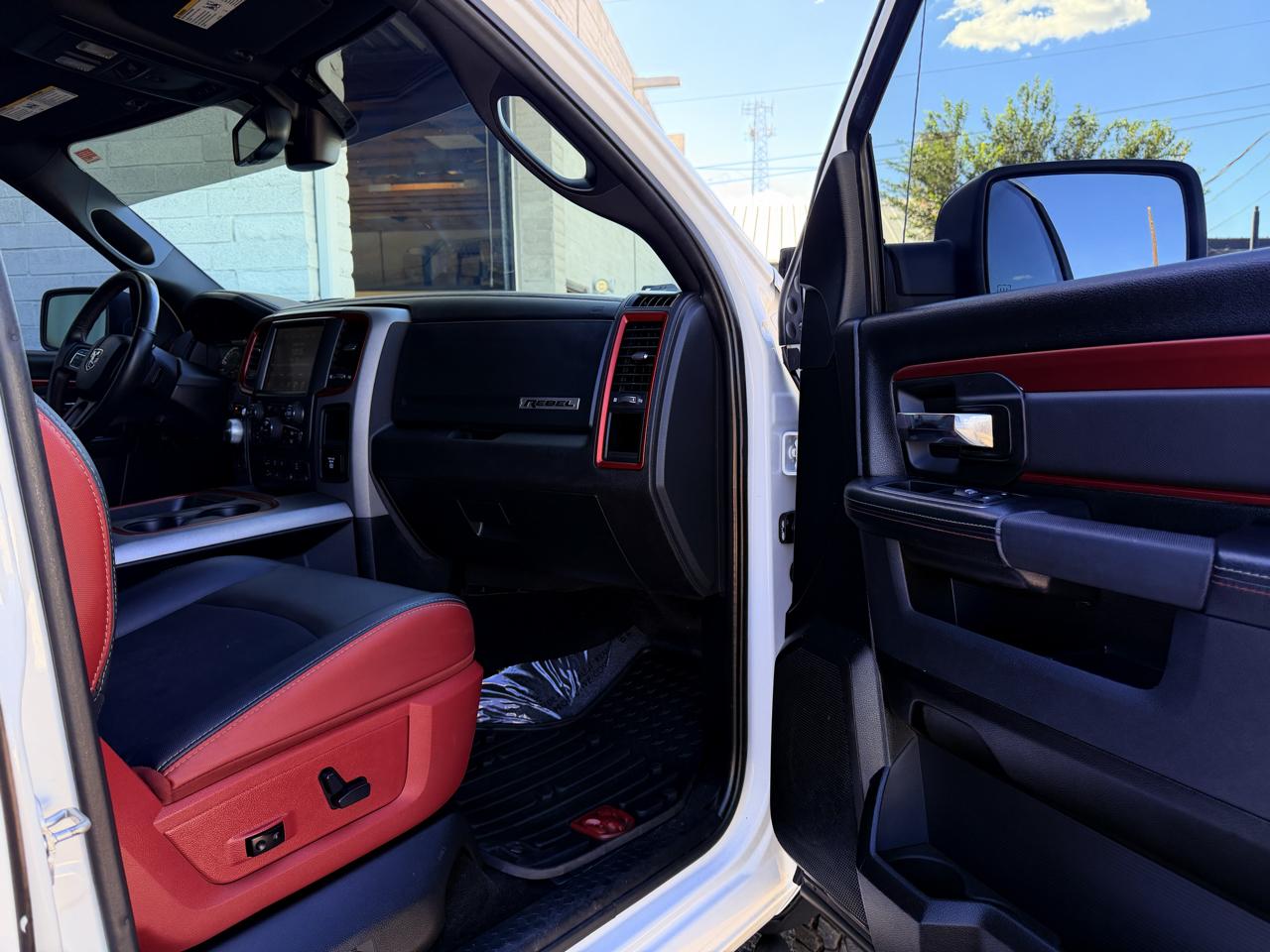 RAM 1500 Rebel 4x4 Crew Cab 5'7" Box 2017