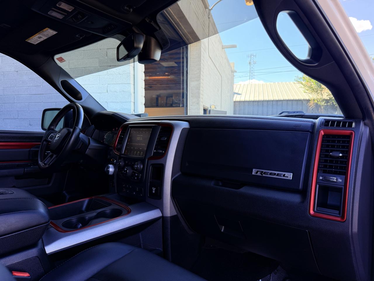 RAM 1500 Rebel 4x4 Crew Cab 5'7" Box 2017