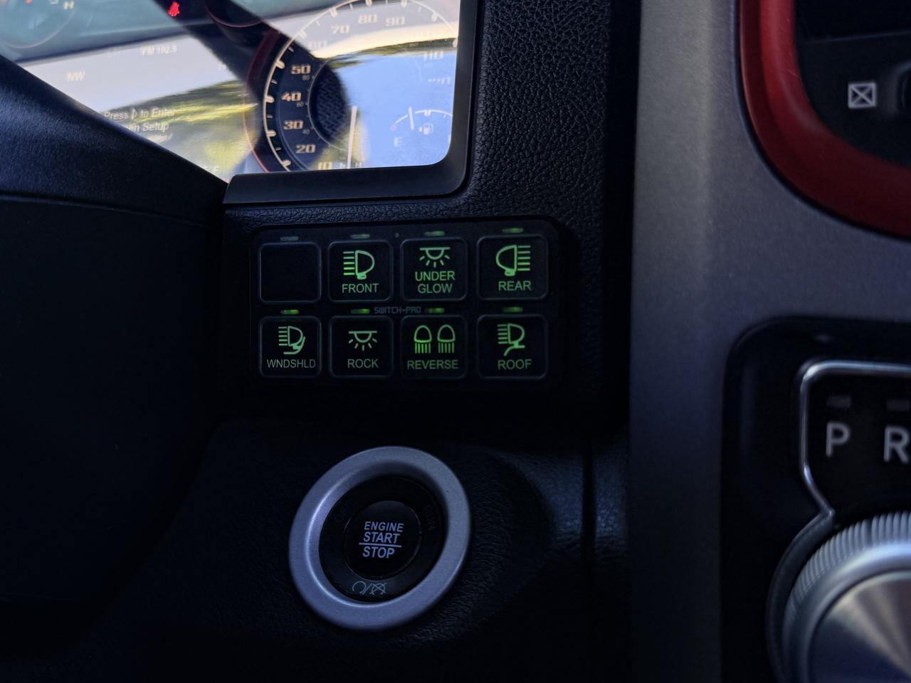 RAM 1500 Rebel 4x4 Crew Cab 5'7" Box 2017