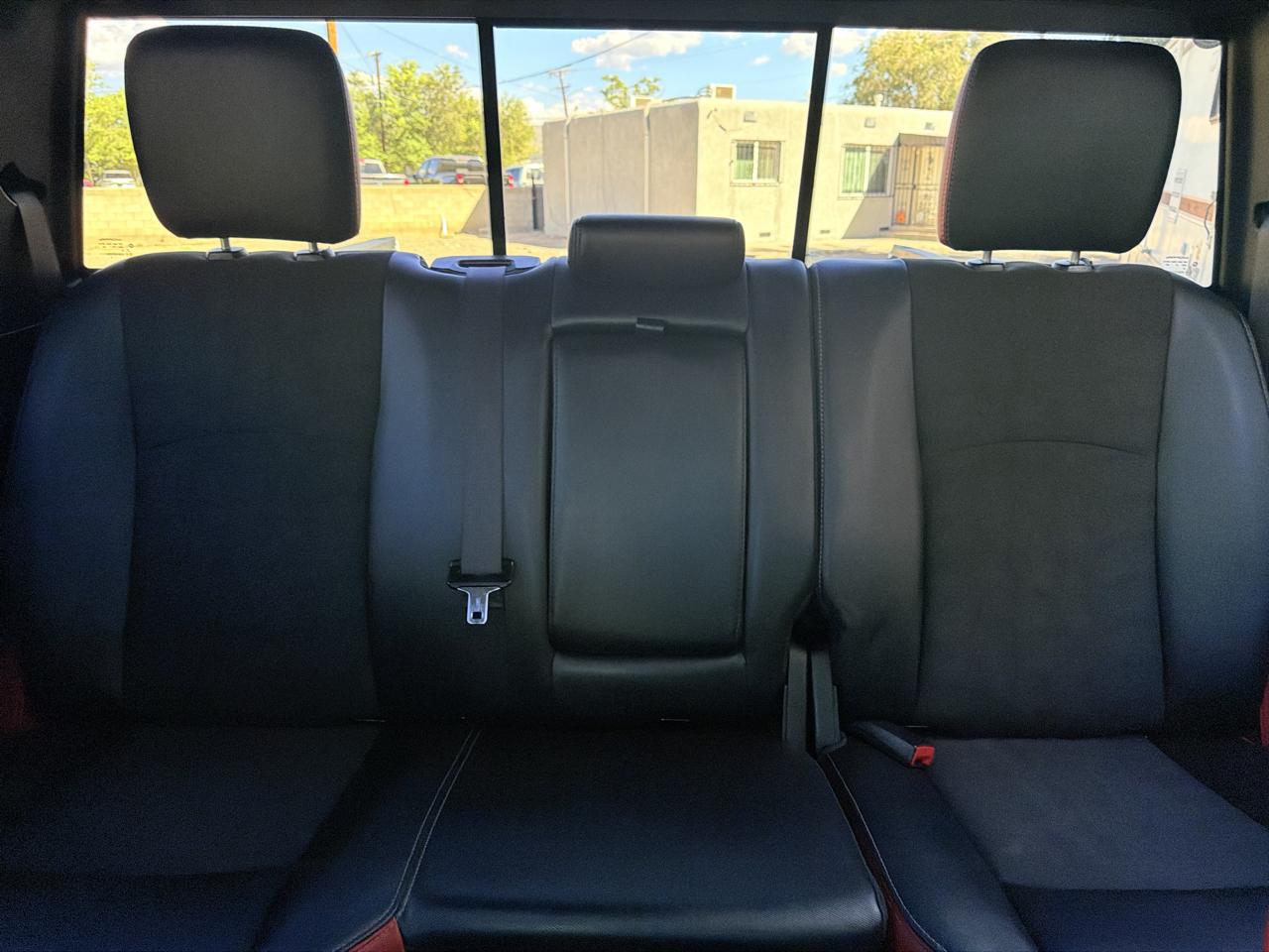 RAM 1500 Rebel 4x4 Crew Cab 5'7" Box 2017