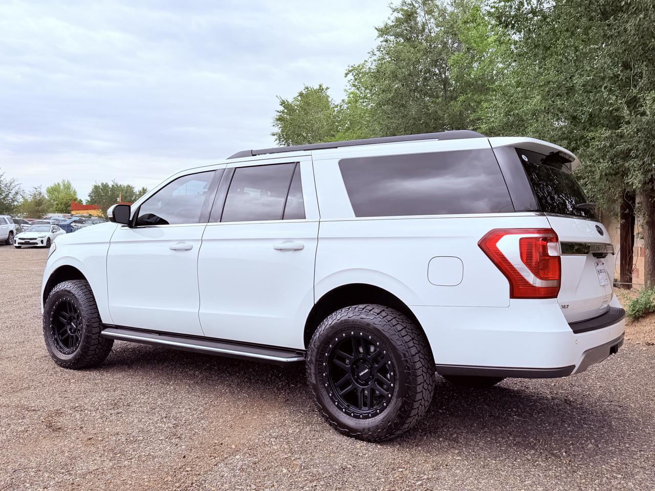 Ford Expedition MAX photo 5