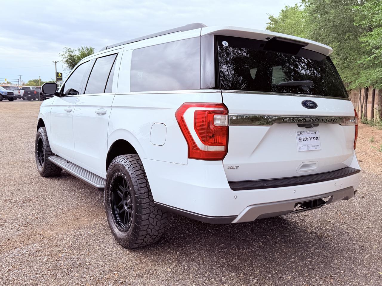 Ford Expedition MAX photo 6