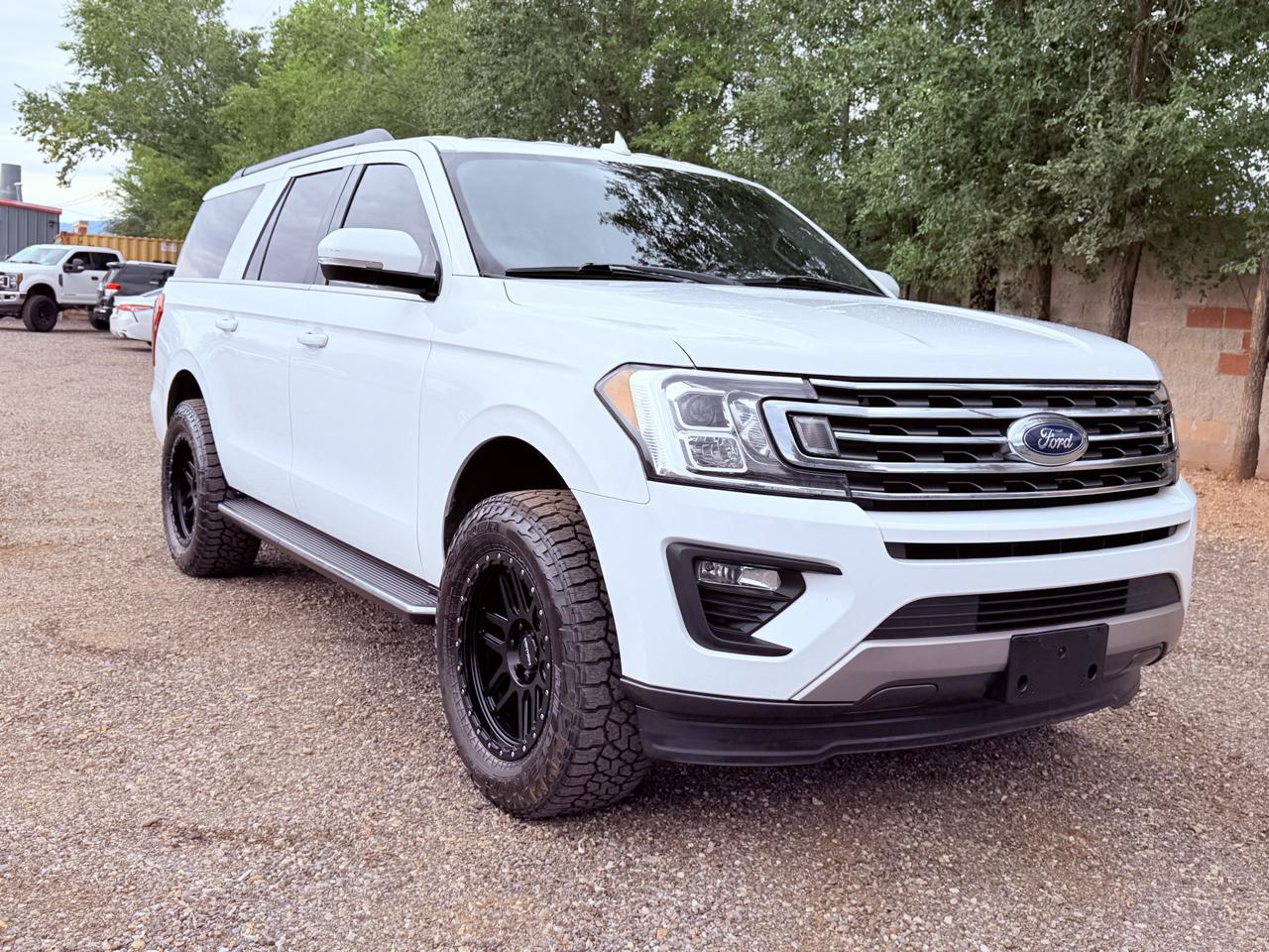 Ford Expedition MAX photo 11