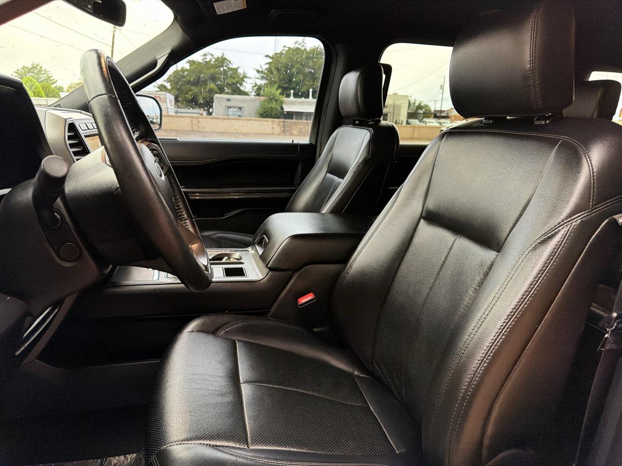 Ford Expedition MAX photo 14