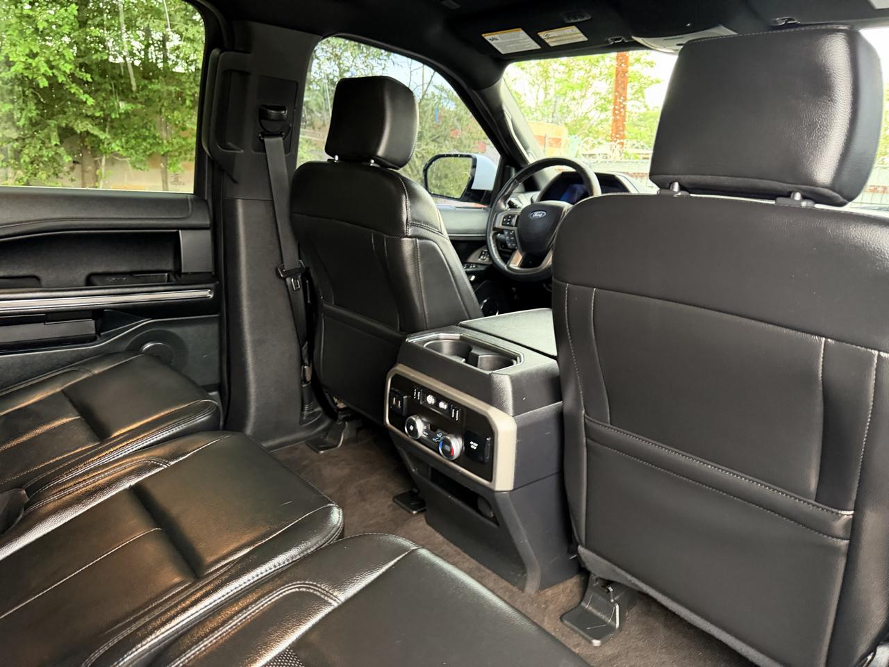 Ford Expedition MAX photo 20