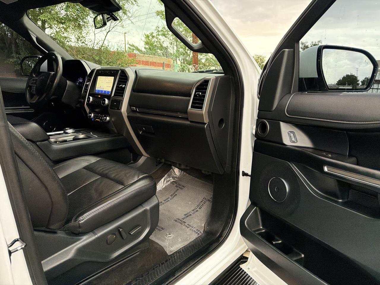 Ford Expedition MAX photo 21
