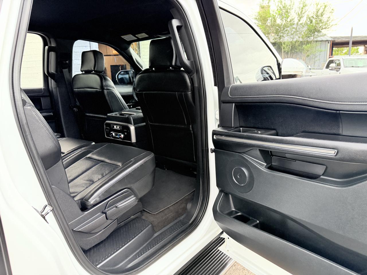 Ford Expedition MAX photo 34