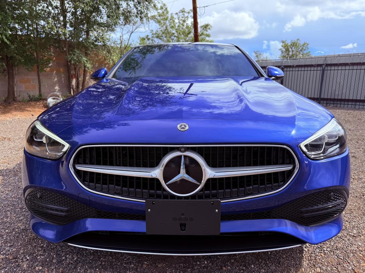 Mercedes-Benz C-Class photo 3