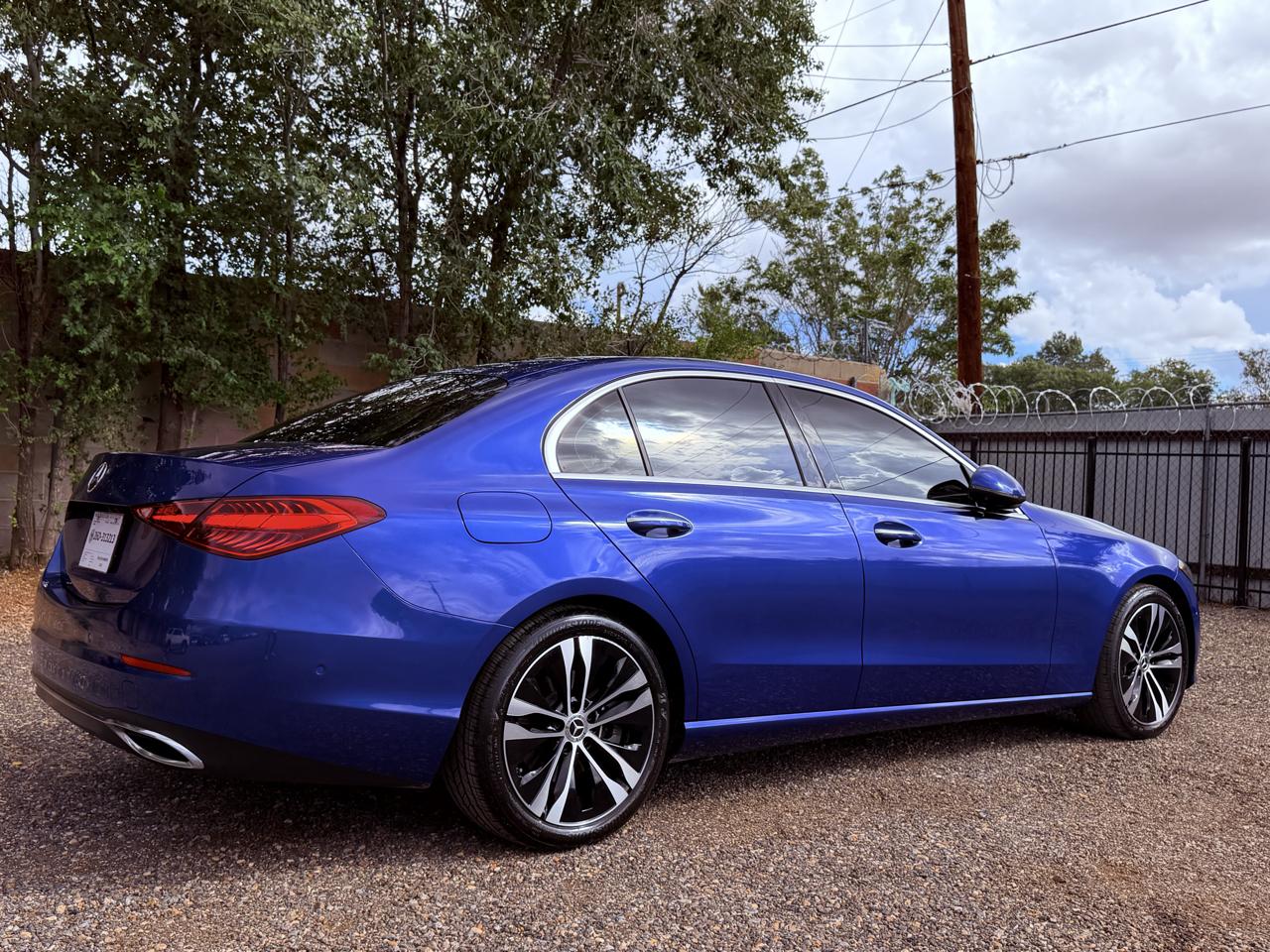Mercedes-Benz C-Class photo 9