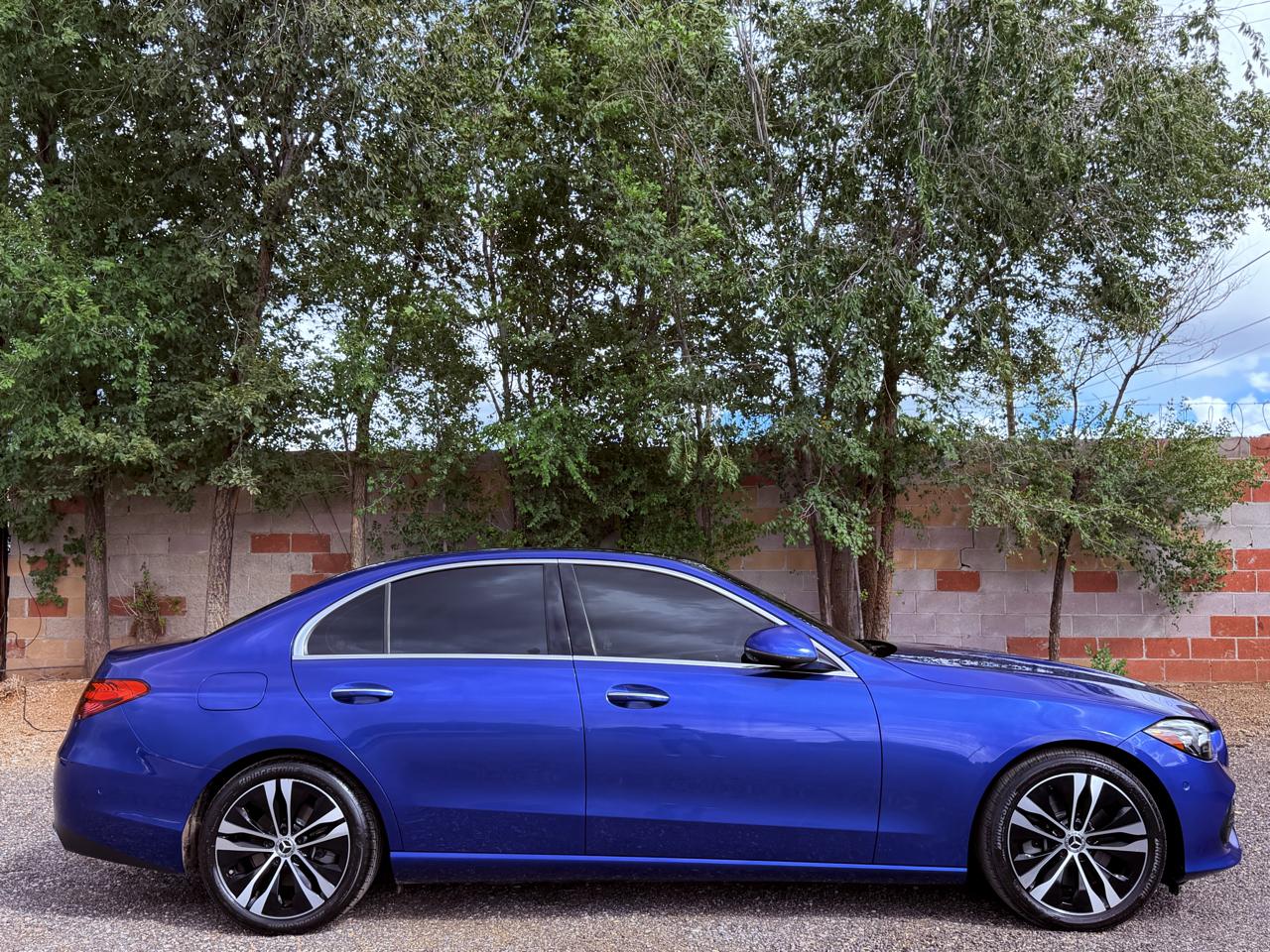 Mercedes-Benz C-Class photo 10