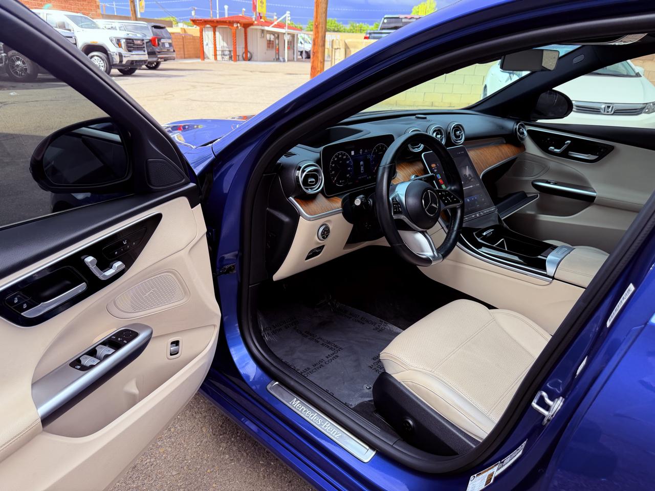 Mercedes-Benz C-Class photo 13