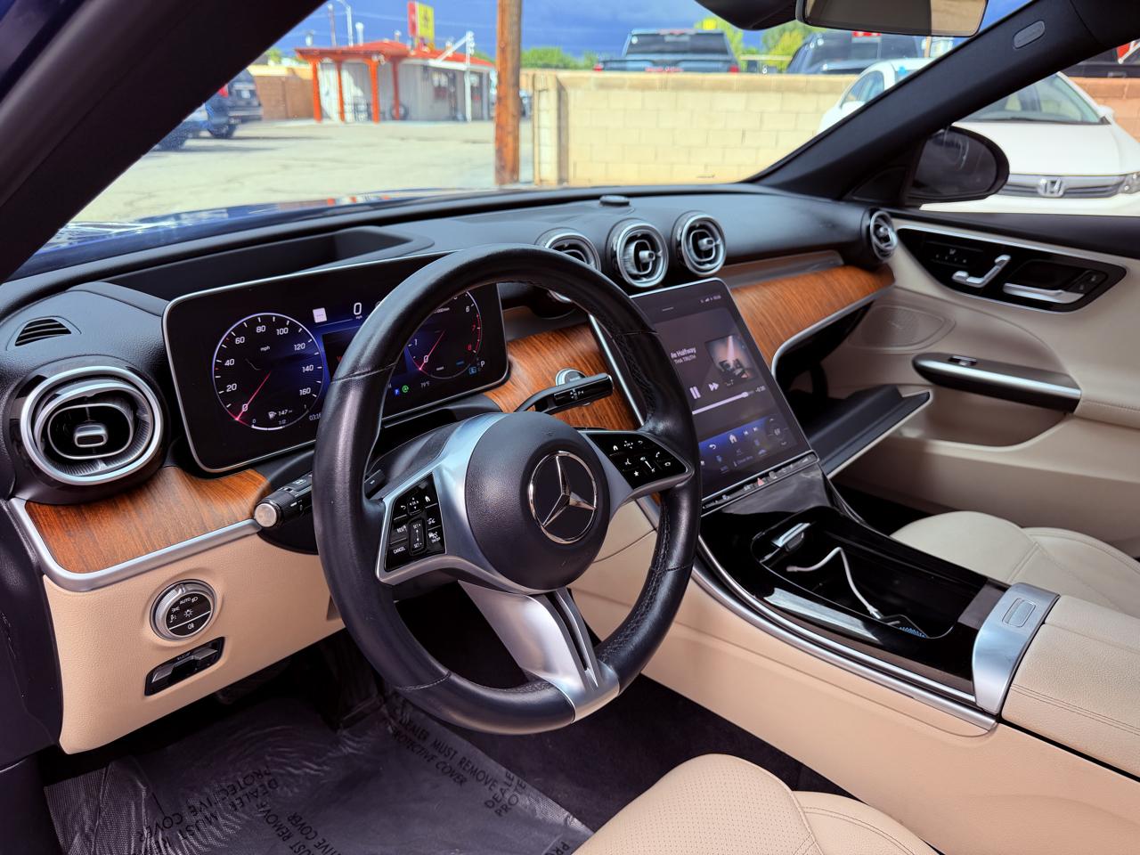 Mercedes-Benz C-Class photo 15