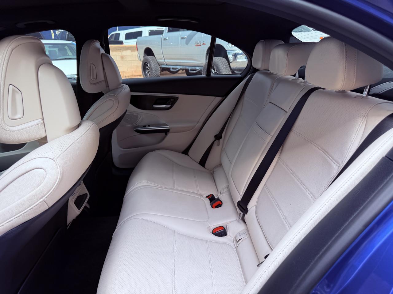 Mercedes-Benz C-Class photo 23
